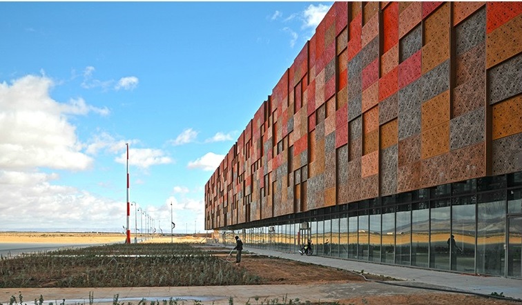 Colour metal trends 2019 - Guelmim Airport